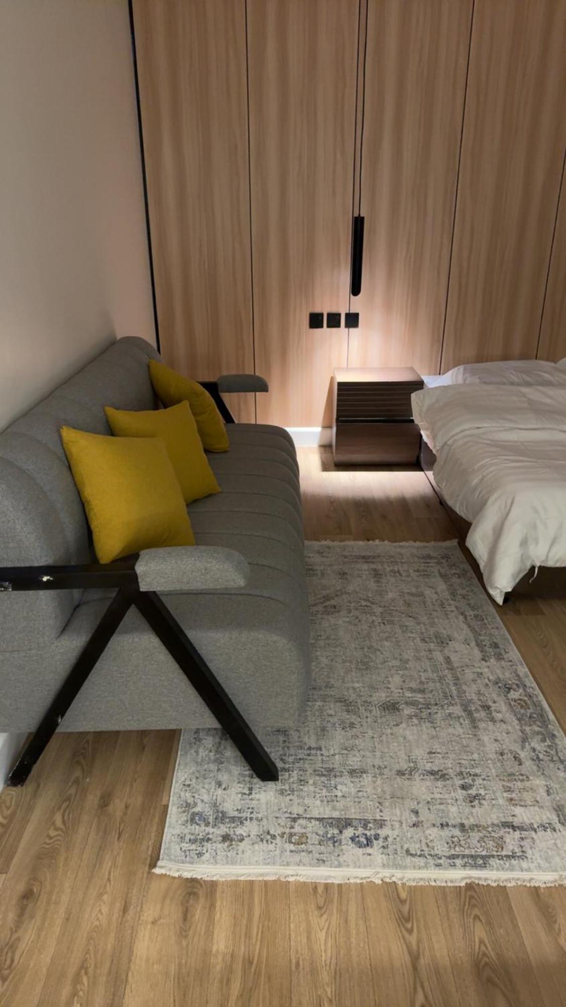 The Wharf Apartment *